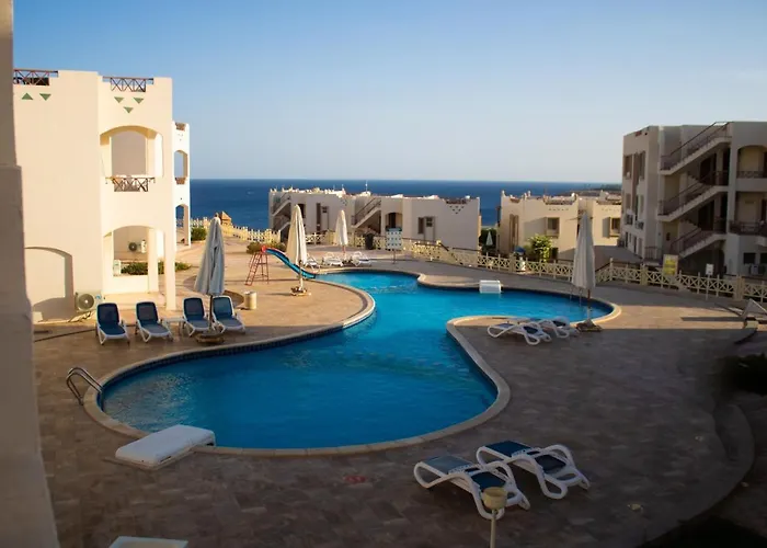 Hotel Sharks Bay Oasis Aqua Park Resort 4*