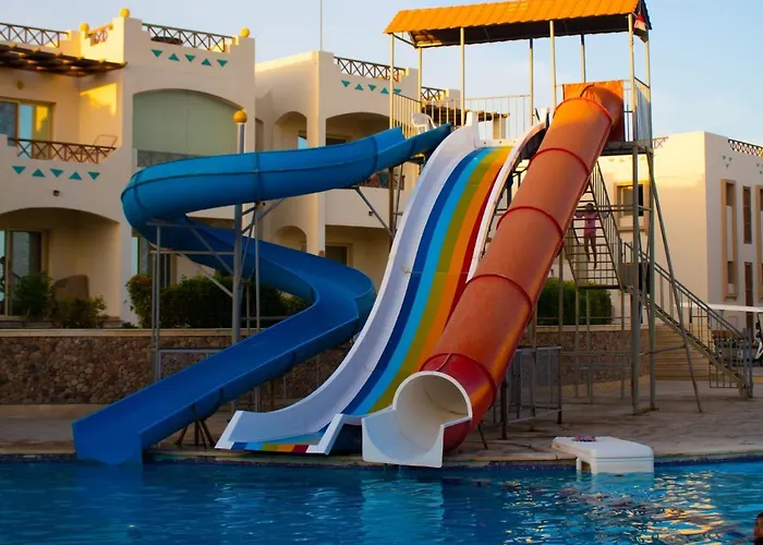 Sharks Bay Oasis Aqua Park Resort 4*