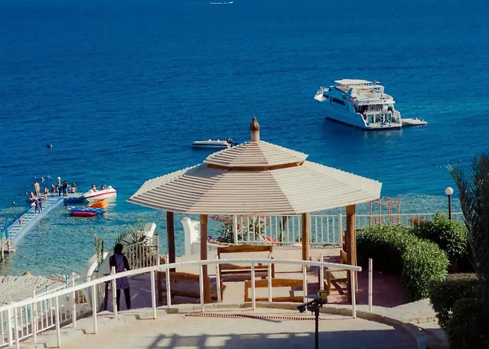 Sharks Bay Oasis Aqua Park Resort Sharm El-Sheikh