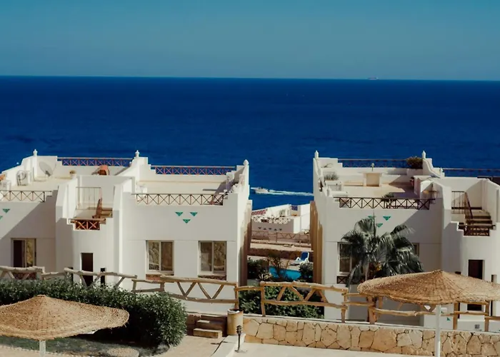 Sharks Bay Oasis Aqua Park Resort 4* Sharm El-Sheikh
