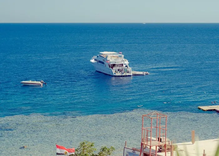 Sharks Bay Oasis Aqua Park Resort Hotel Sharm El-Sheikh