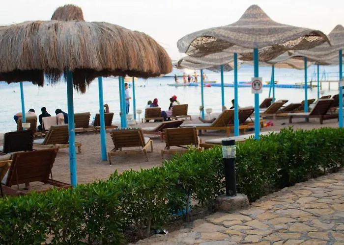Sharks Bay Oasis Aqua Park Resort 4*